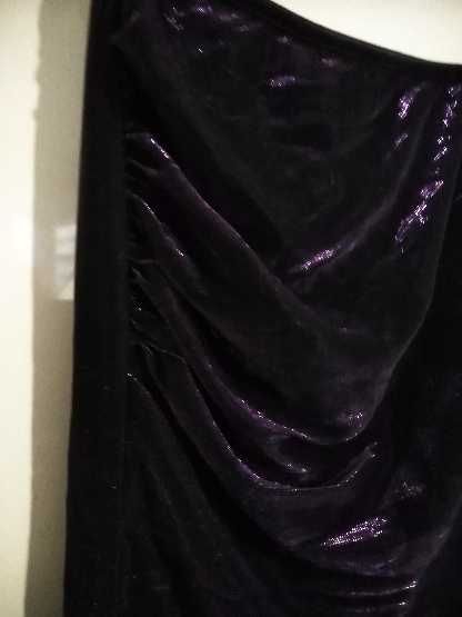 czarna spódnica z fioletowym połyskiem