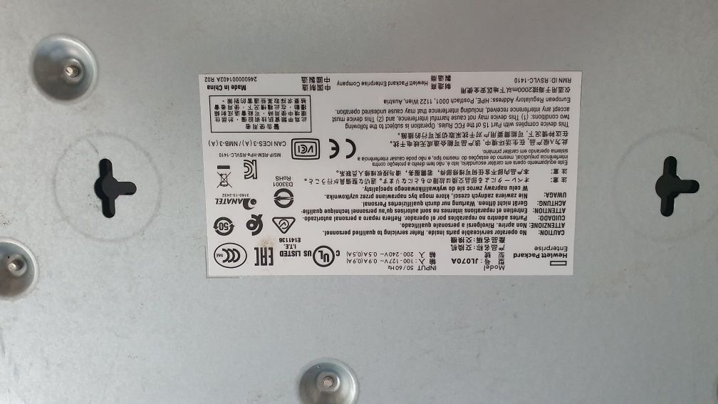 HPE Aruba 2530-8-PoE+ Internal PS Switch JL070A