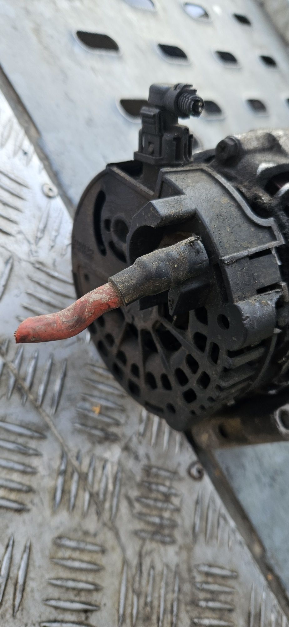 Alternator Opel 1.3 Cdti