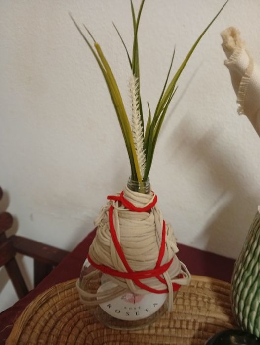 Vendesse garrafas personalizadas feitas a mão.