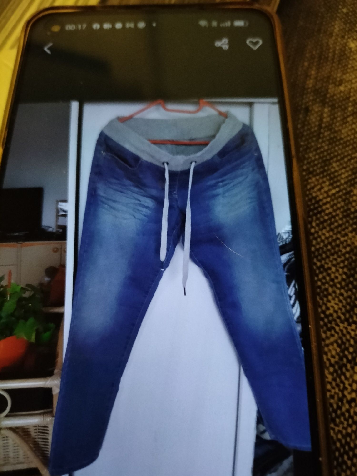 Ciążowe jeansy rurki
