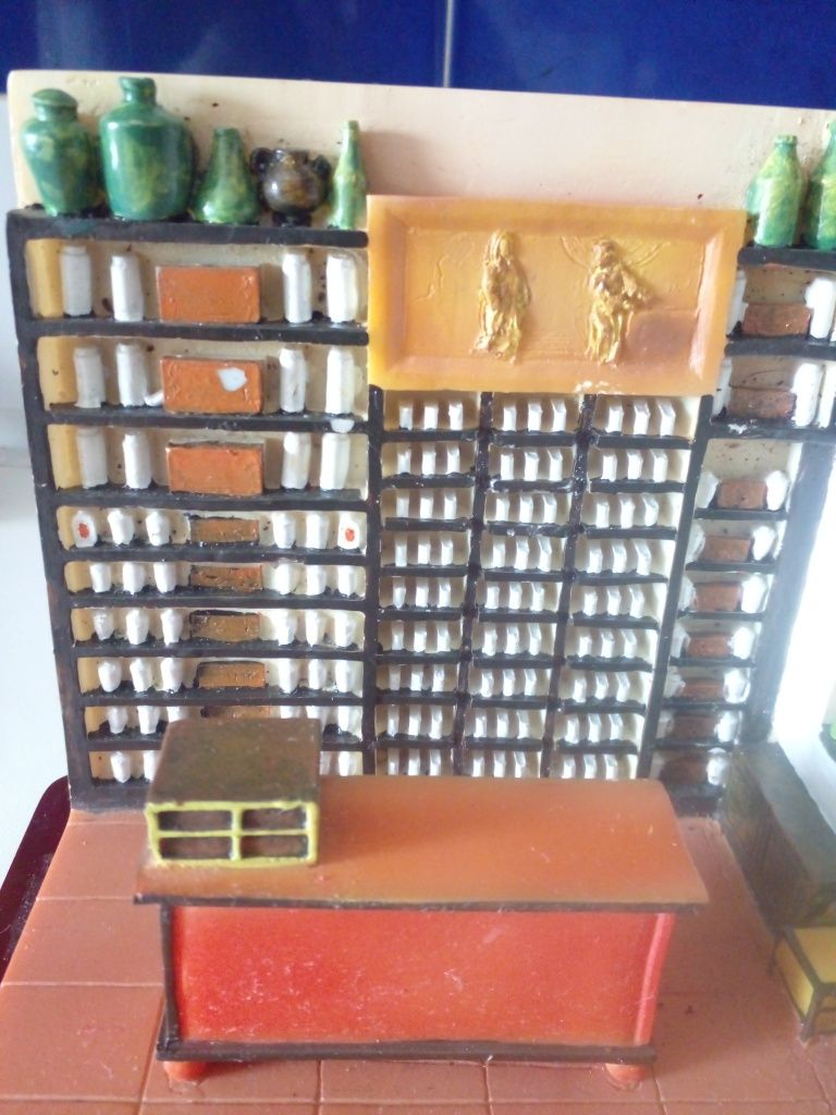 Antigo DIORAMA de Farmácia antiga em loiça