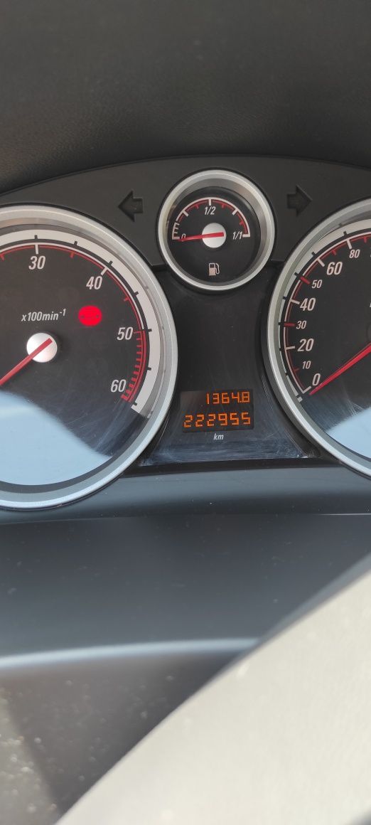 Opel Astra H GTC 1.7 CDTI (81kw) LIFT 2011r.