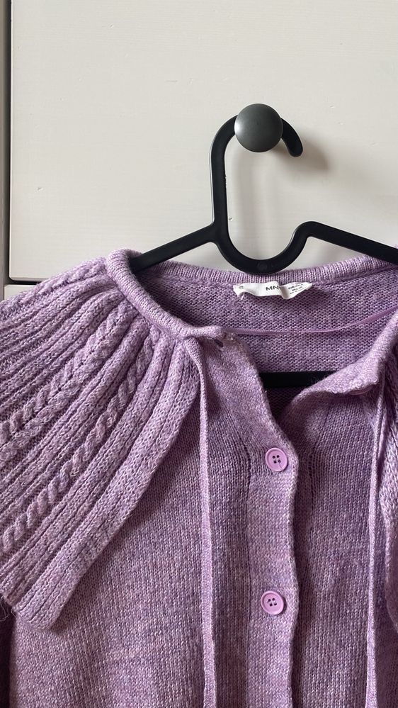 Fioletowy sweter kardigan Mango