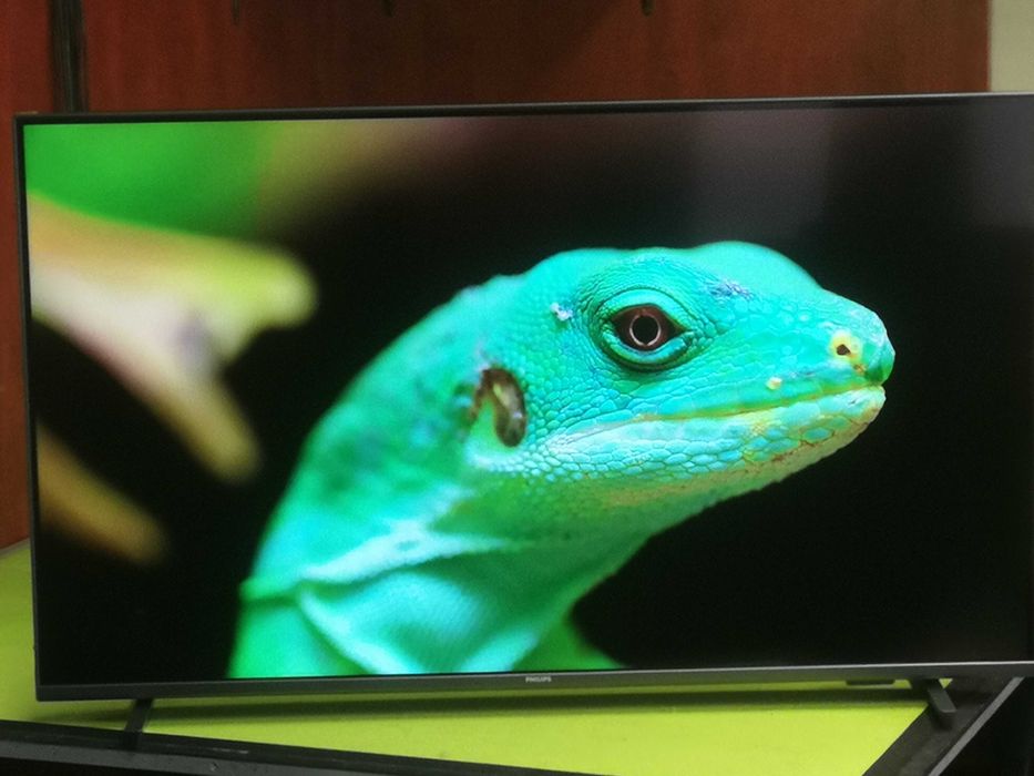 Telewizor Philips Qled 43 cale 4K UHD, Smart TV. Ambiliht3 Super stan