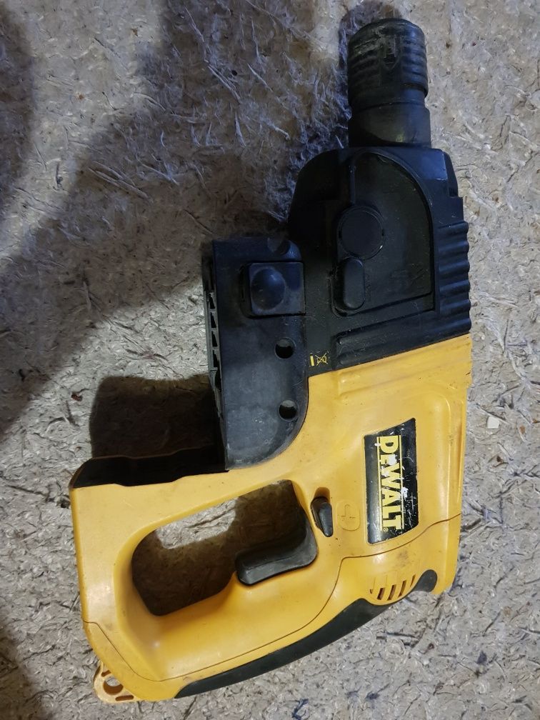 DeWalt DW005 Type 3 mlotowiertarka sds aku 24V tylko korpus