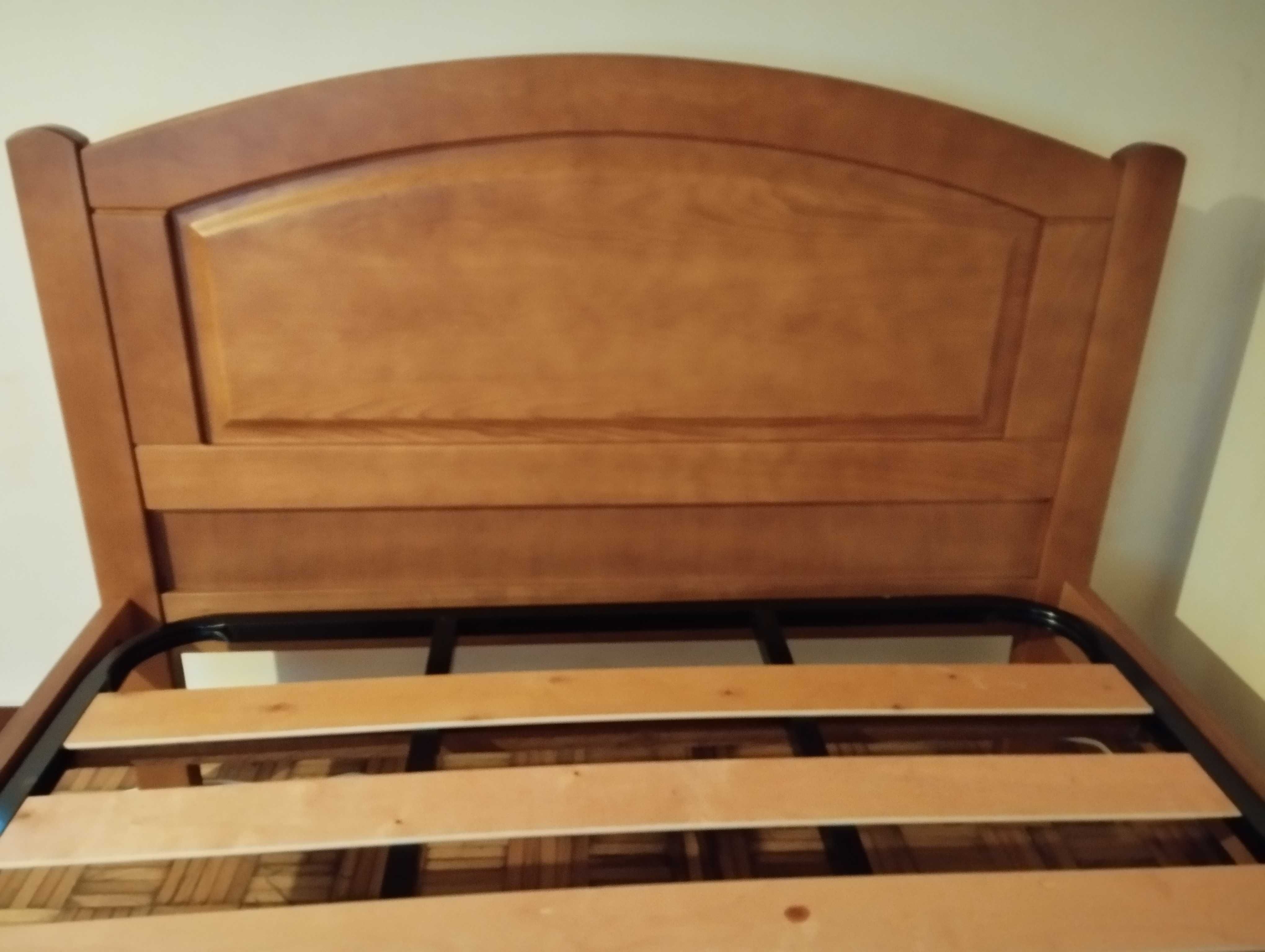 Cama madeira massica