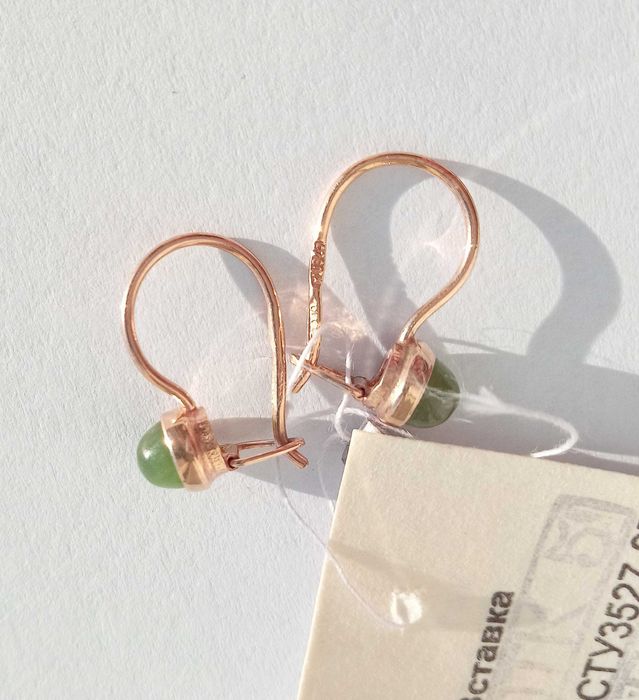 Нові вінтажні сережки з натуральним нефритом.  Срібло позолочене - 925