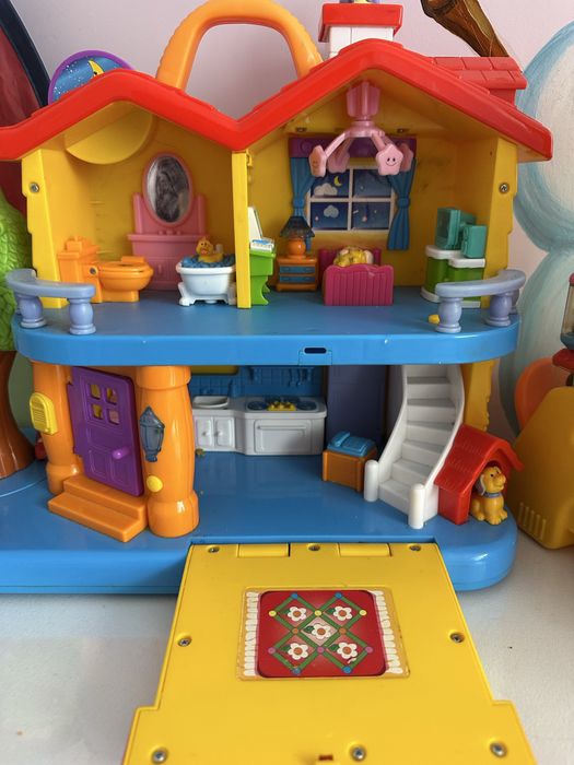 Іграшки дитячі, домік, сенсорні кубики