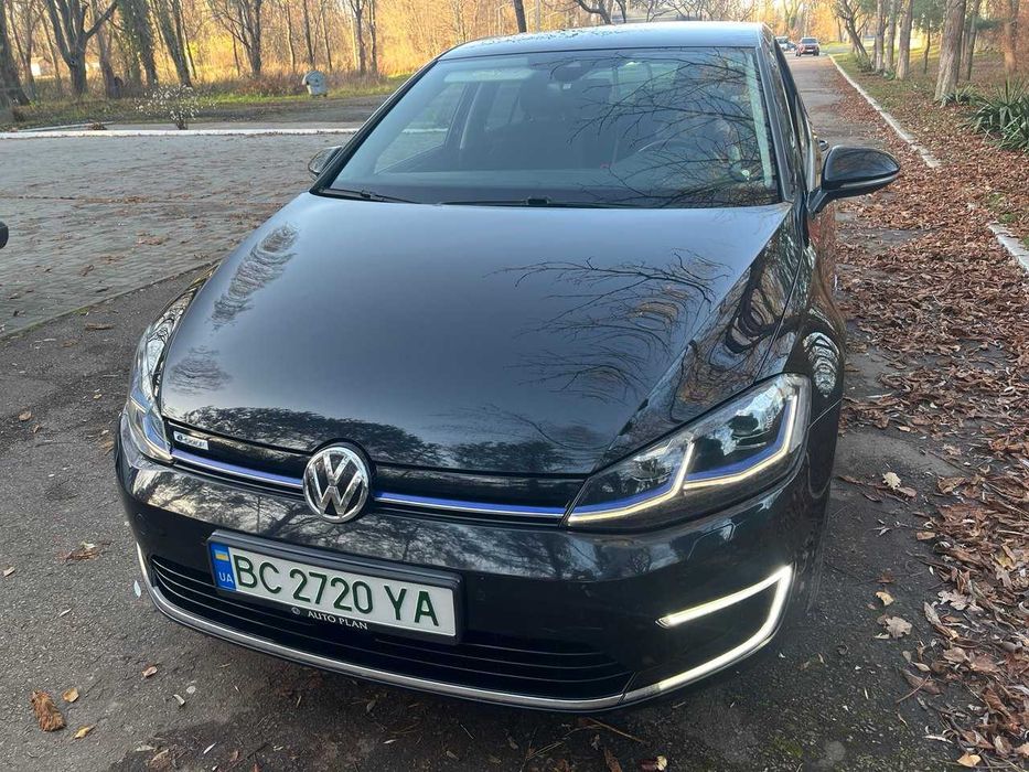 Volkswagen e-Golf 2017 35.8 kWt