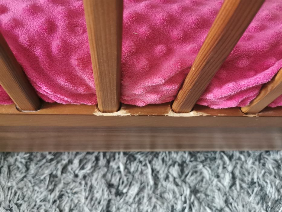 Łóżeczko dziecięce z materacem+ prześcieradła