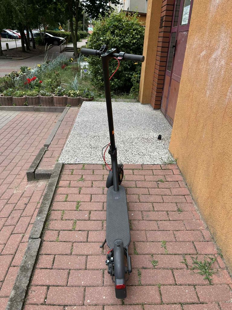 Hulajnoga elektryczna Xiaomi Mi pro 2