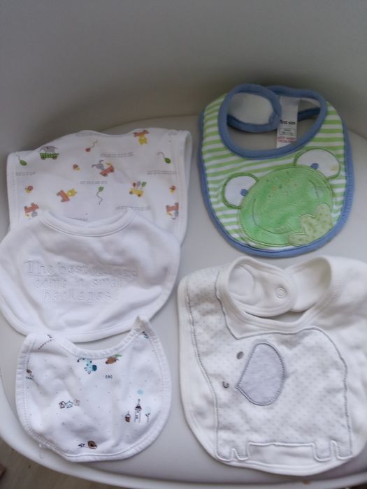 4 szt śliniaki bawełniane niemowlęce. Okazja