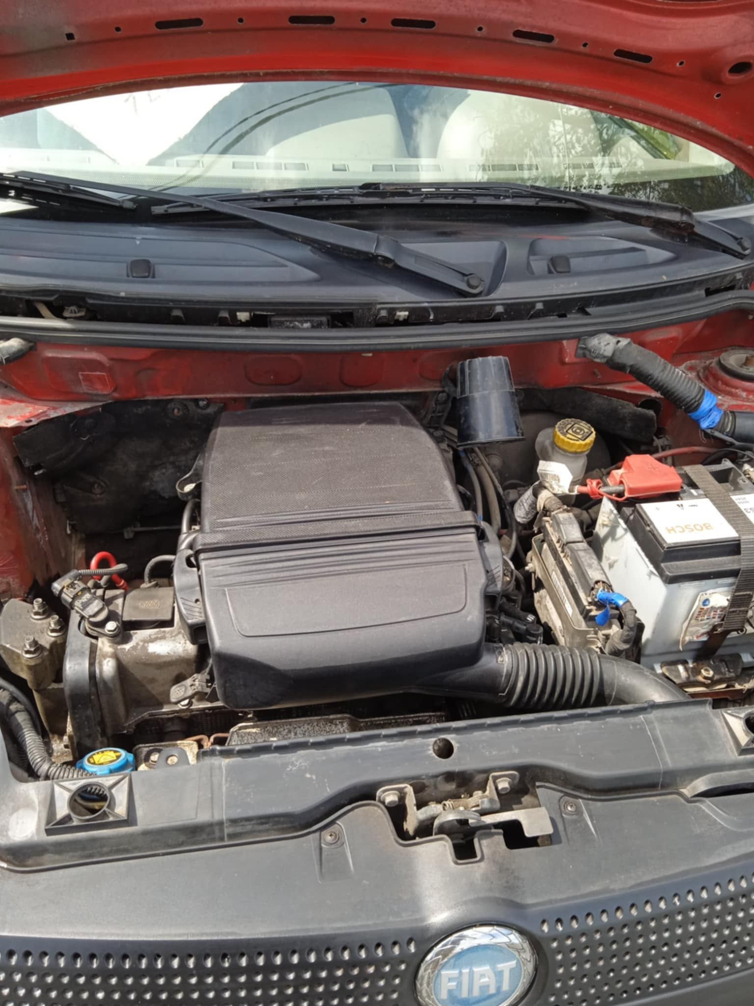 Fiat Panda 2004.