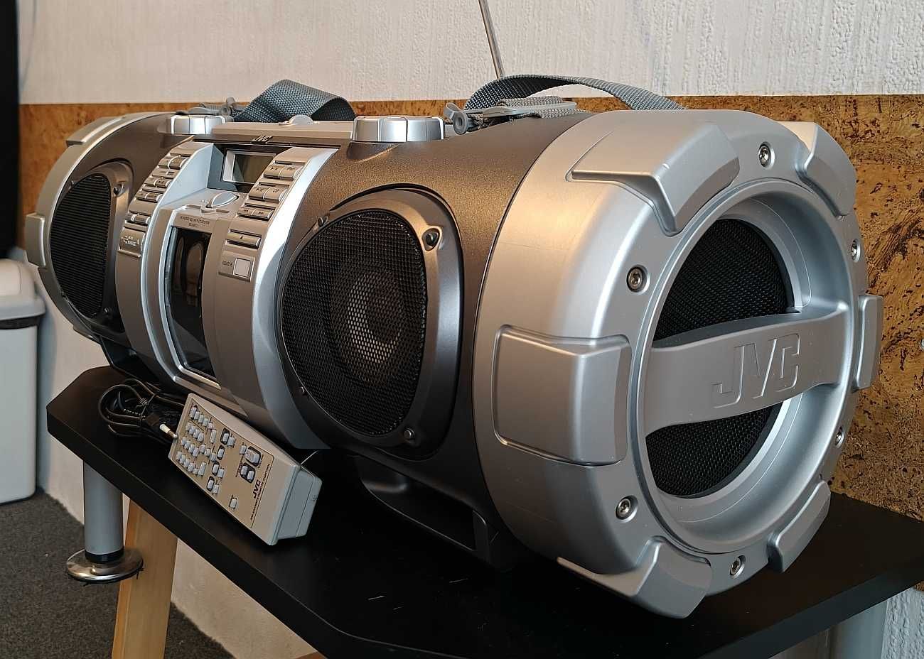JVC RV-NB70S BoomBlaster