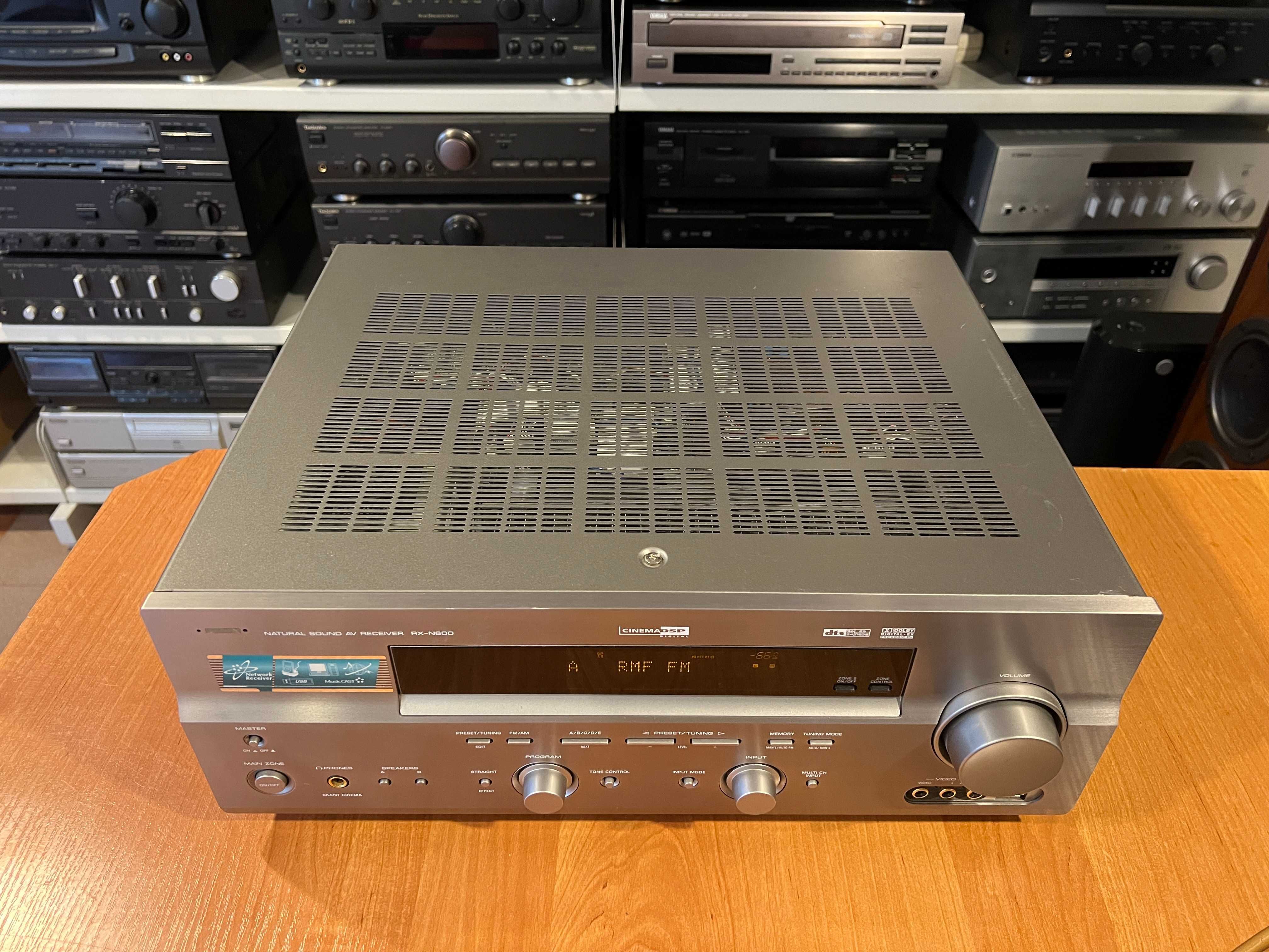 Amplituner Yamaha RX-N600 (USB, LAN) Audio Room