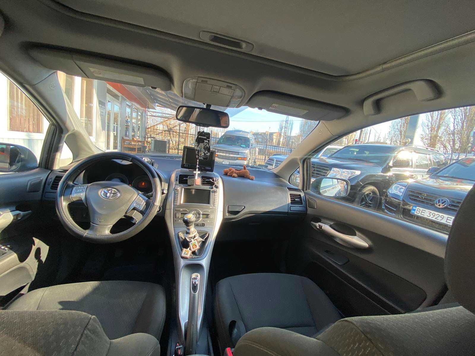 Toyota Auris 2007 року 2,2 л./дизель