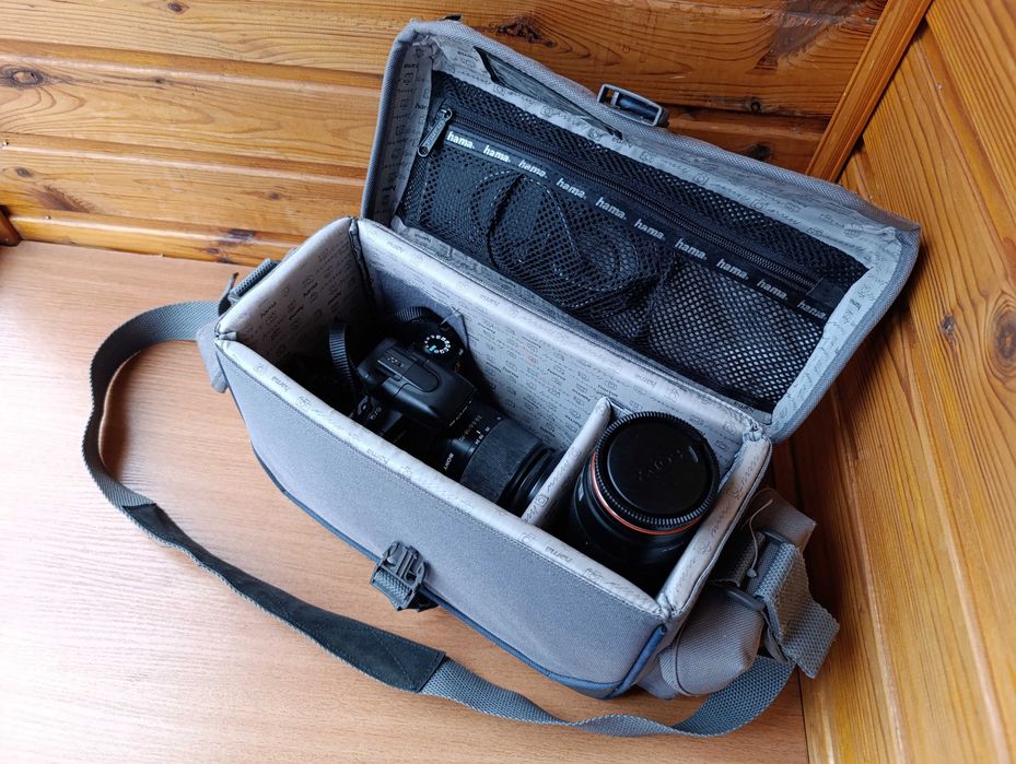 Фотоапарат Sony Alpha DSLR-A200