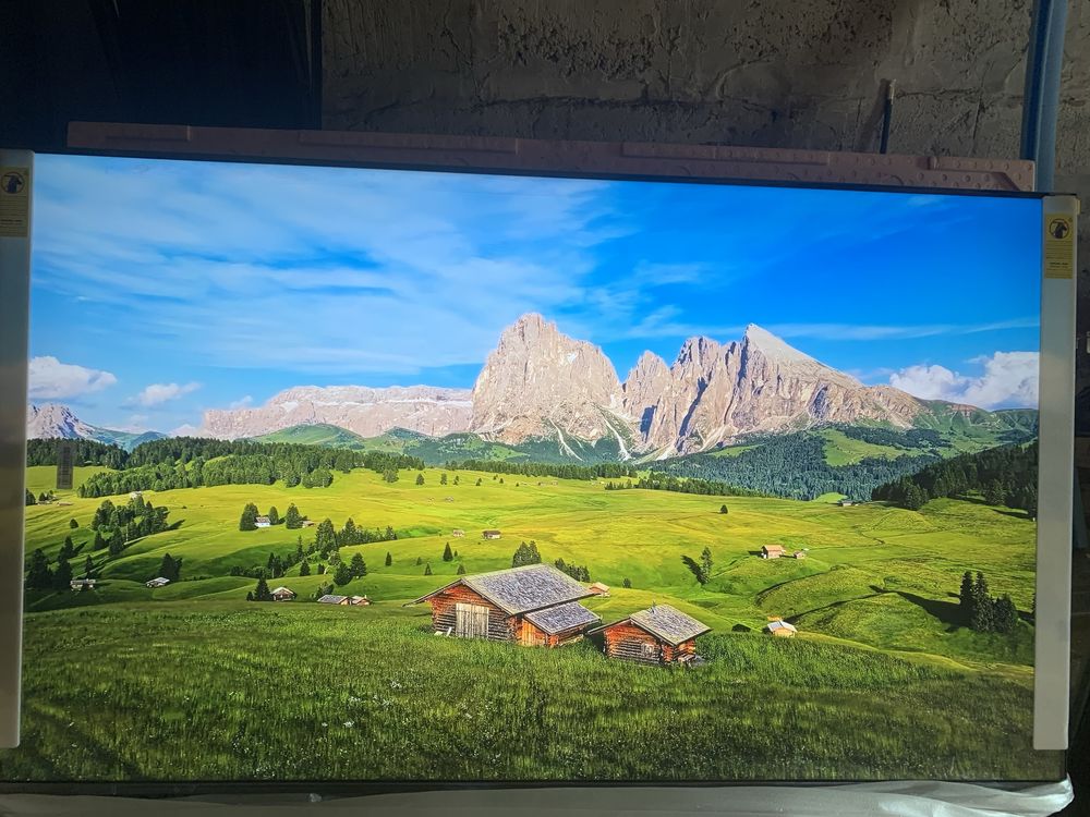 Телевізор hisense 65A6N