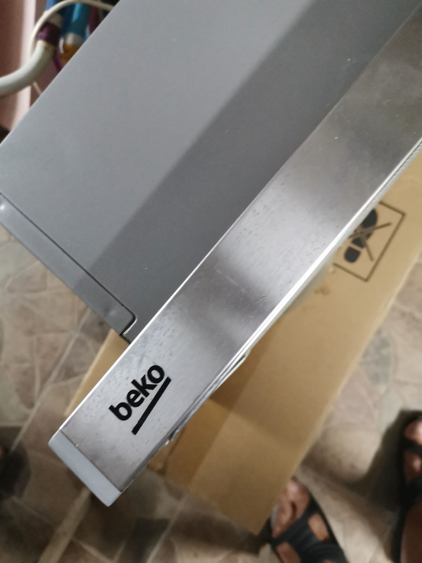 Exaustor Becko com filtro metálico 60cm