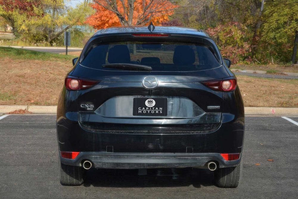 Mazda CX-5 Touring      2020