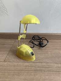 Żółta lampka biurkowa, mała lampka na biurko