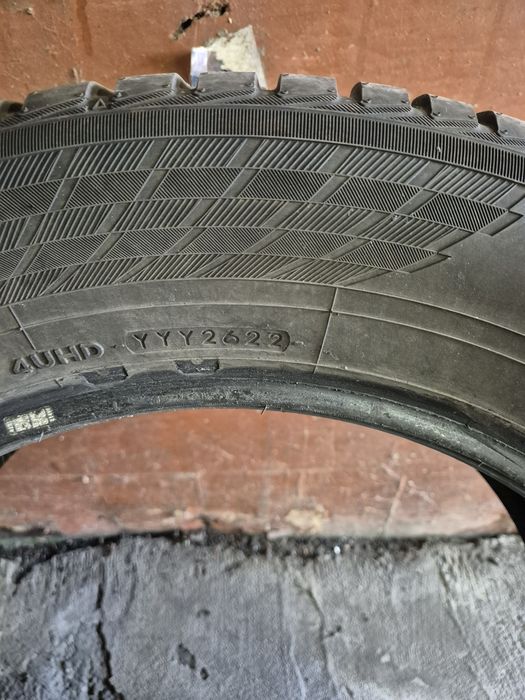 Opony zima Yokohama 225/60/18R