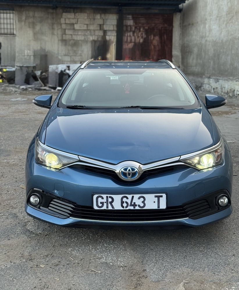 Toyota Auris Hybryd