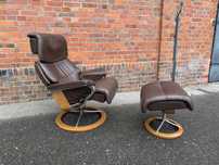 Fotel z podnóżkiem norweskiej marki Stressless model Spirit,skóra