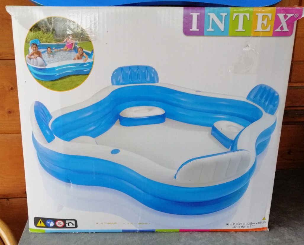 INTEX dmuchany basen z siedzeniami