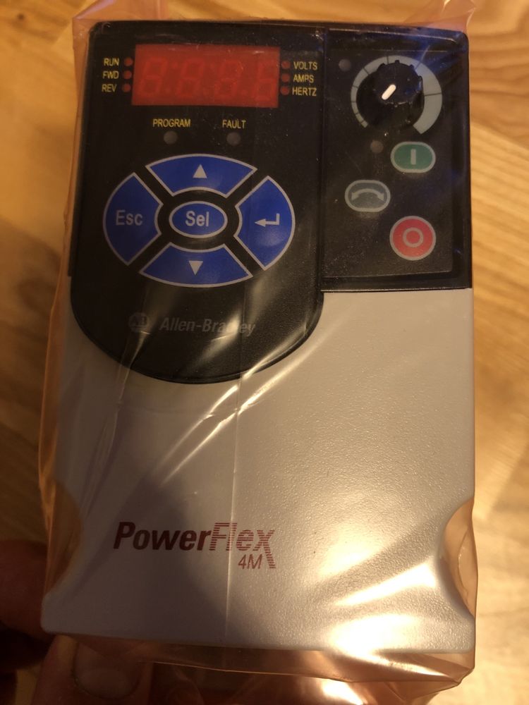 PowerFlex 4M falownik Nowy 1-fazowy Allen-Bradley