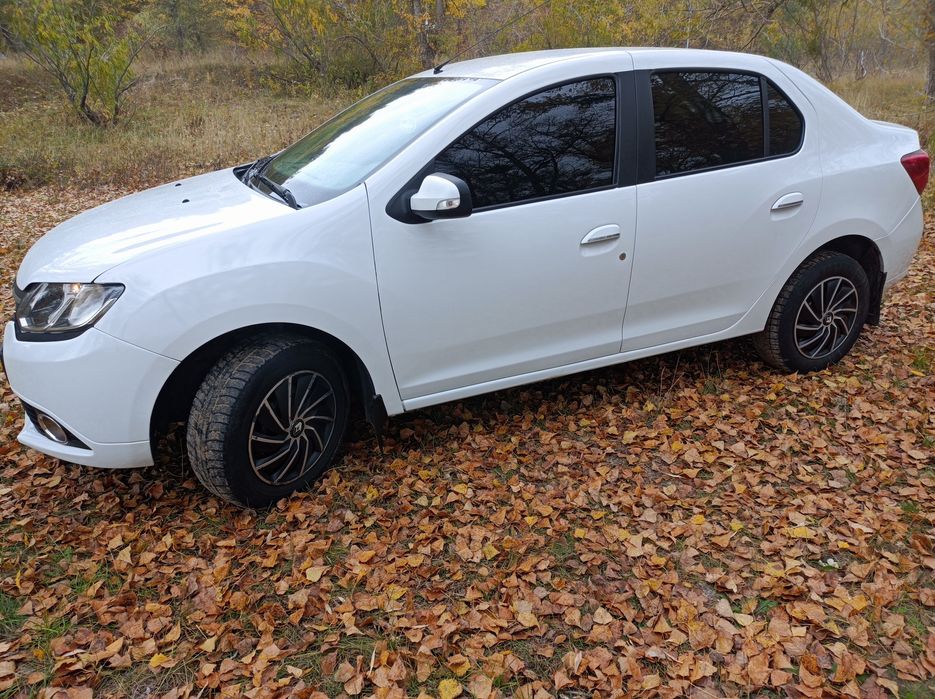 Продам Рено логан 2