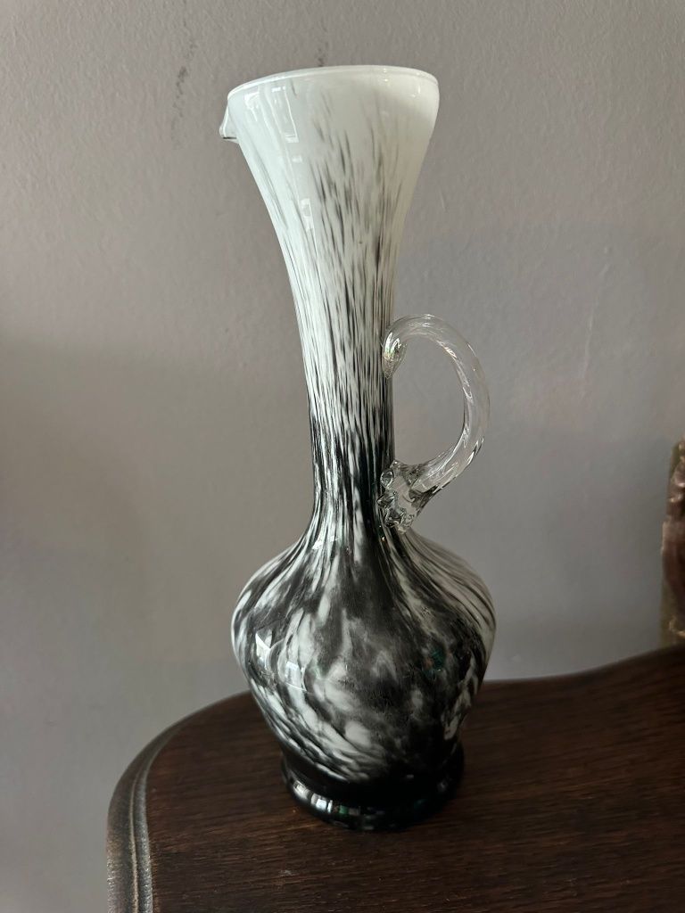 Wazonik Black & White Opalina 26 cm