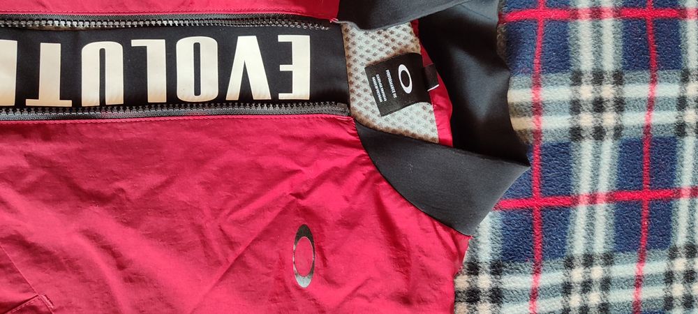 Oakley вітровка Gore Tex