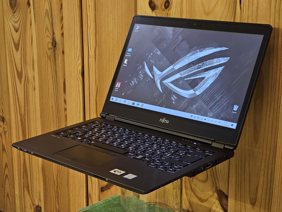 Fujitsu 14" сенсорний/i5 8350U 3.6GHz/RAM 12GB/SSD 256GB