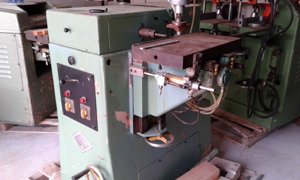 Furadora dupla para indústria de cadeiras   Maquinas de carpintaria