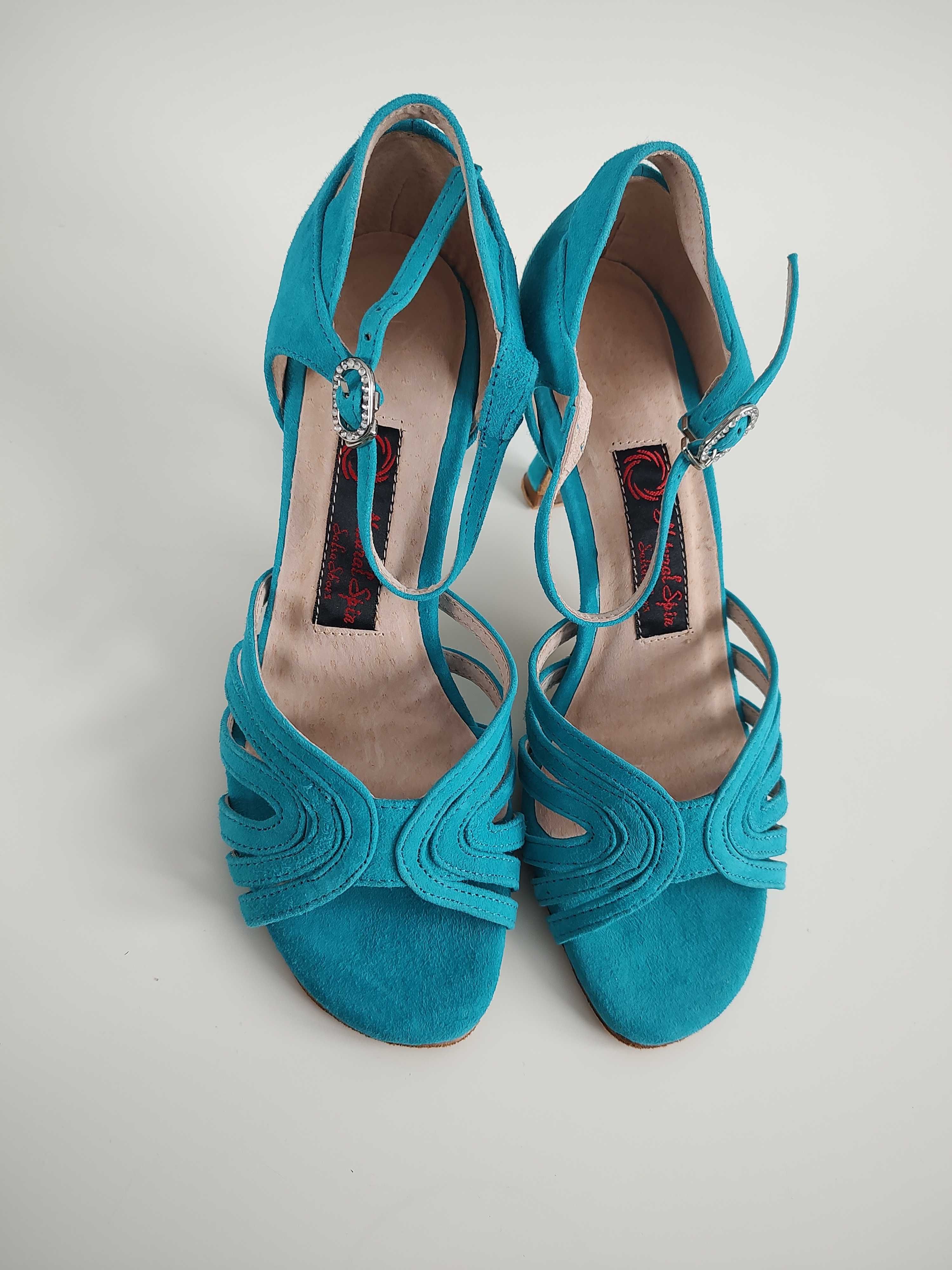 Buty do tańca towarzyskiego, salsa, bachata, tango