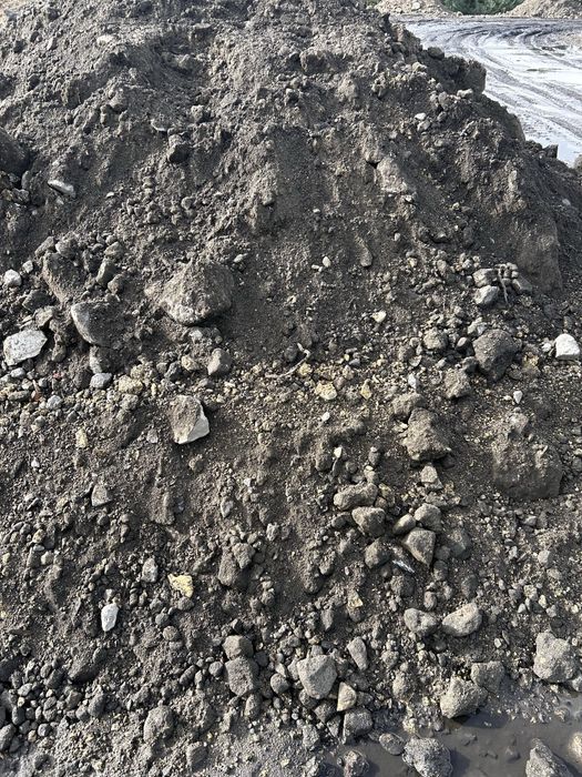 Oddam ziemię Transprt za darmo 500 wywrotek