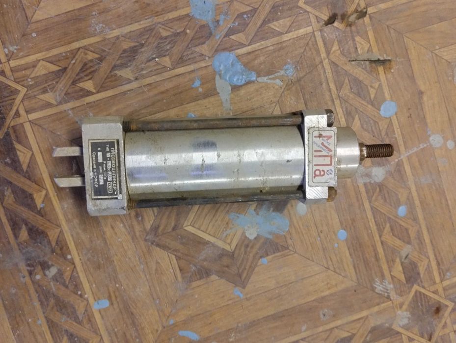 Пневмоциліндр 63*100