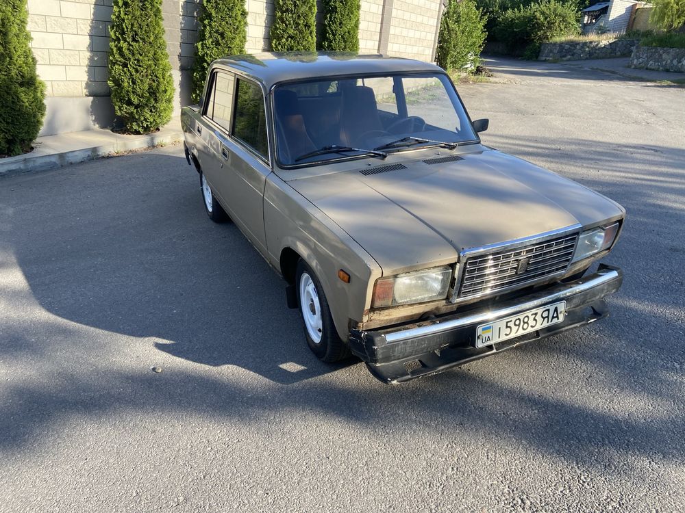 Продам ваз 2107.