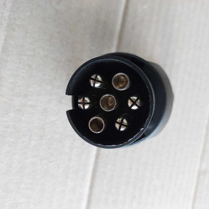 Адаптер перехідник пластиковий 7pin - 13pin універсальний , вантажівки