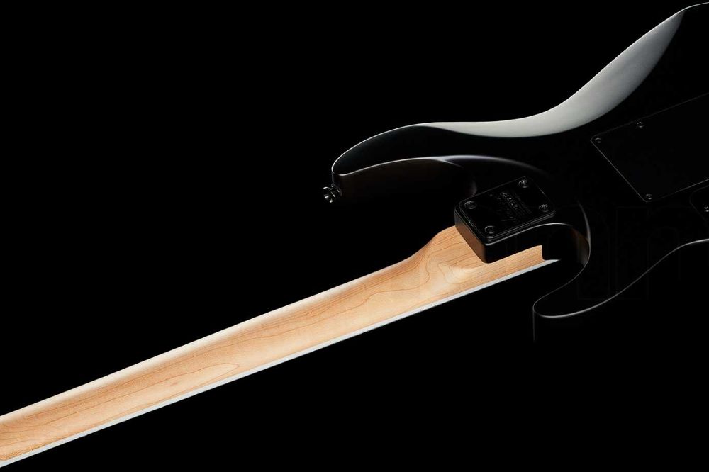 Нова електрогітара Jackson JS22 Dinky BLK AH