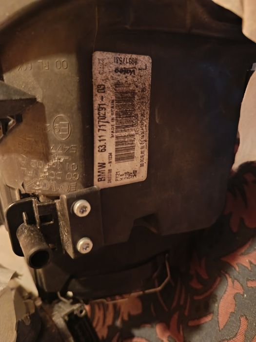 Faróis/ópticas  Bmw serie 1 bixenon