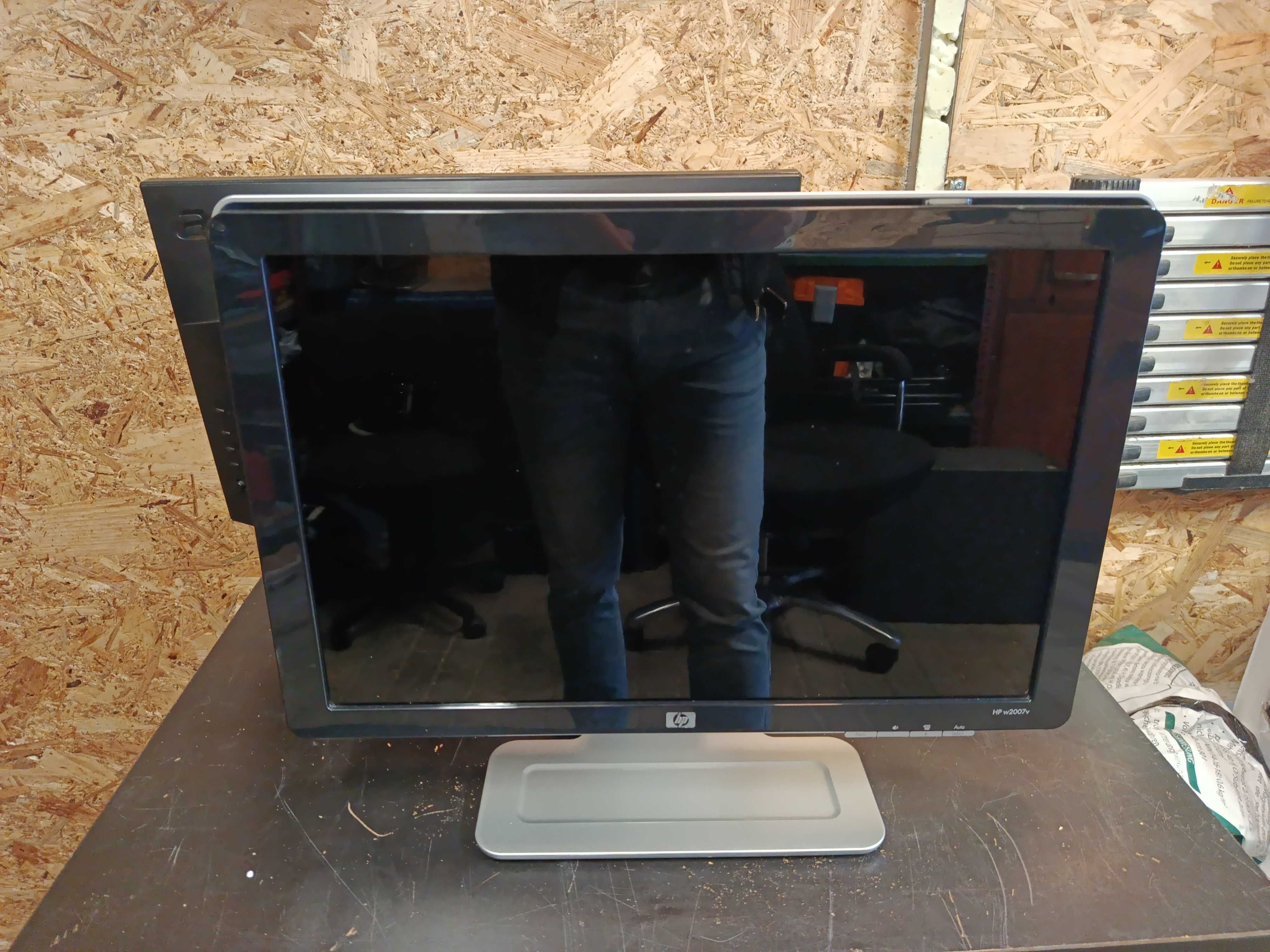 Monitor LCD marki HP