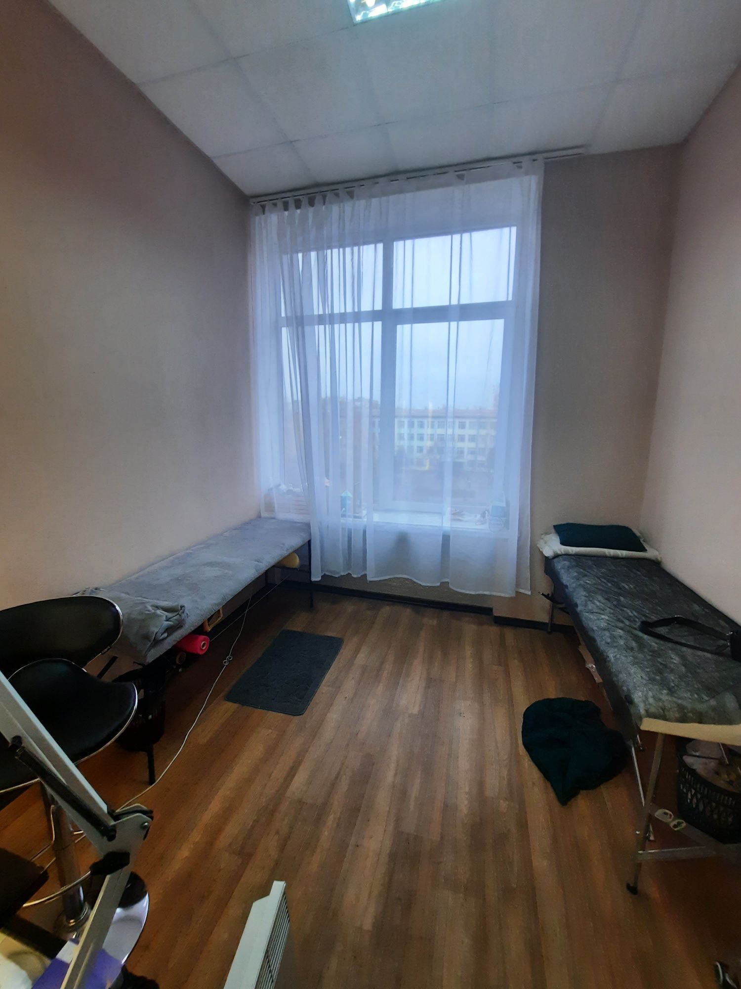 Вишенька.Площа S= 35m2. Оренда. Ключі.