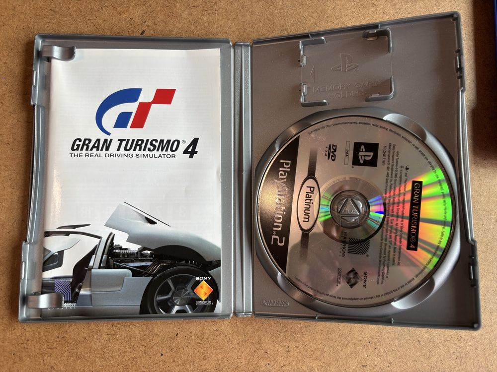 Jogos Playstation - Gran Turism e Need for Speed Undercover