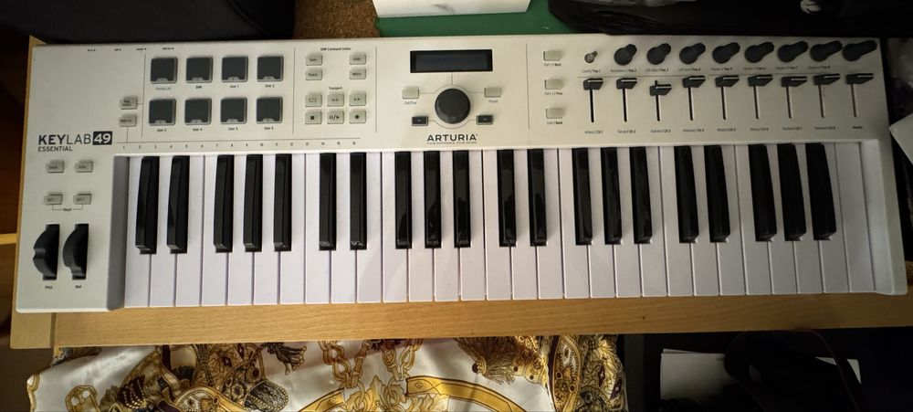 Piano Arthuria KEYLAB49