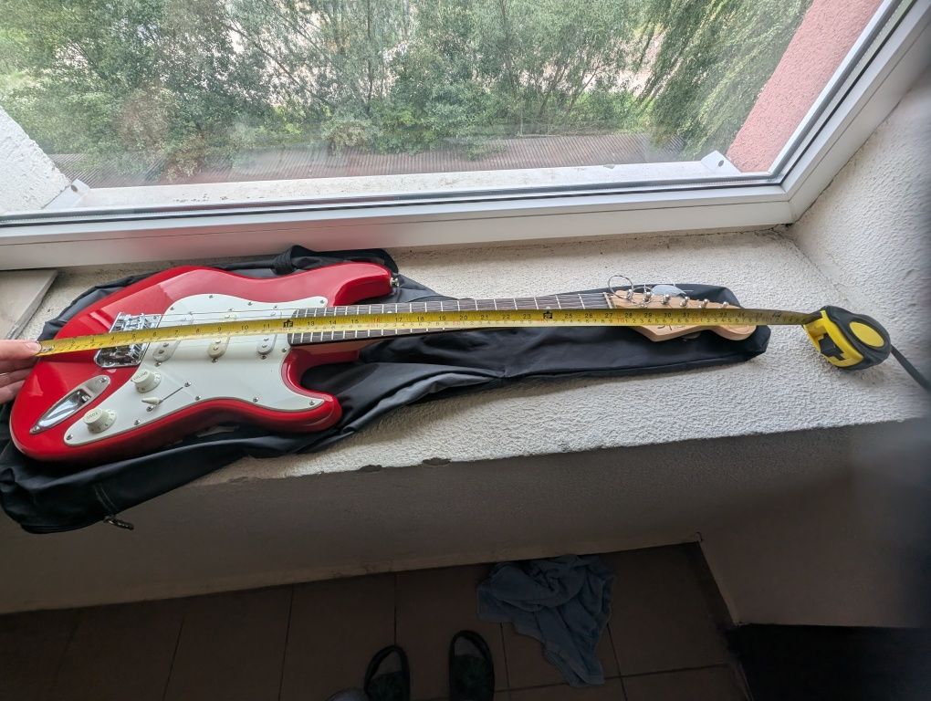 Електрогітара Squier mini by Fender