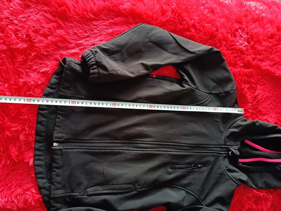 Kurtka Softshell rozmiar 140