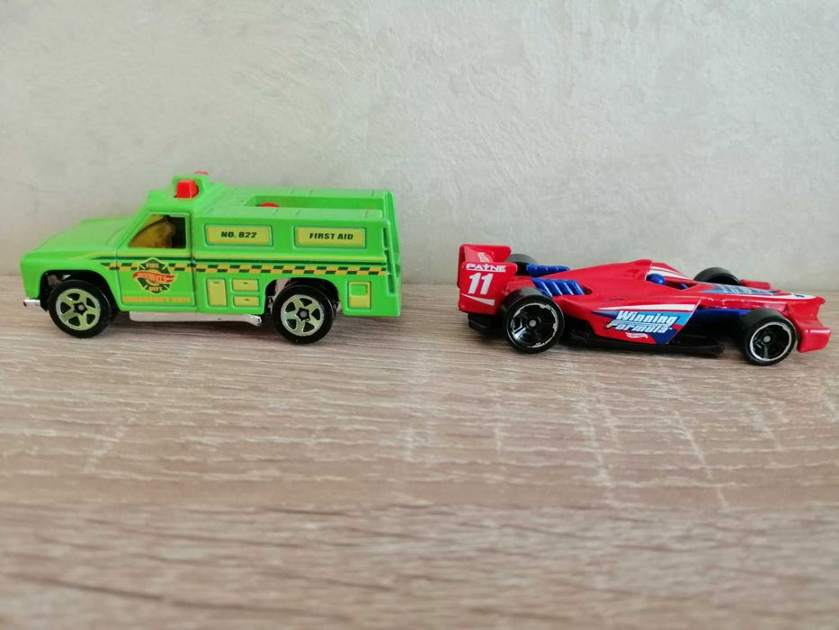 Zawrotne Samochodziki Hot Wheels 2 szt.